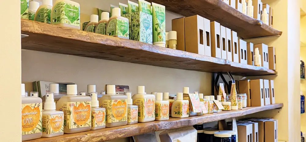 Unser Naturprodukt-Regal